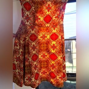 DGNY Women’s Festive Red Orange Spring Summer Dress Size M